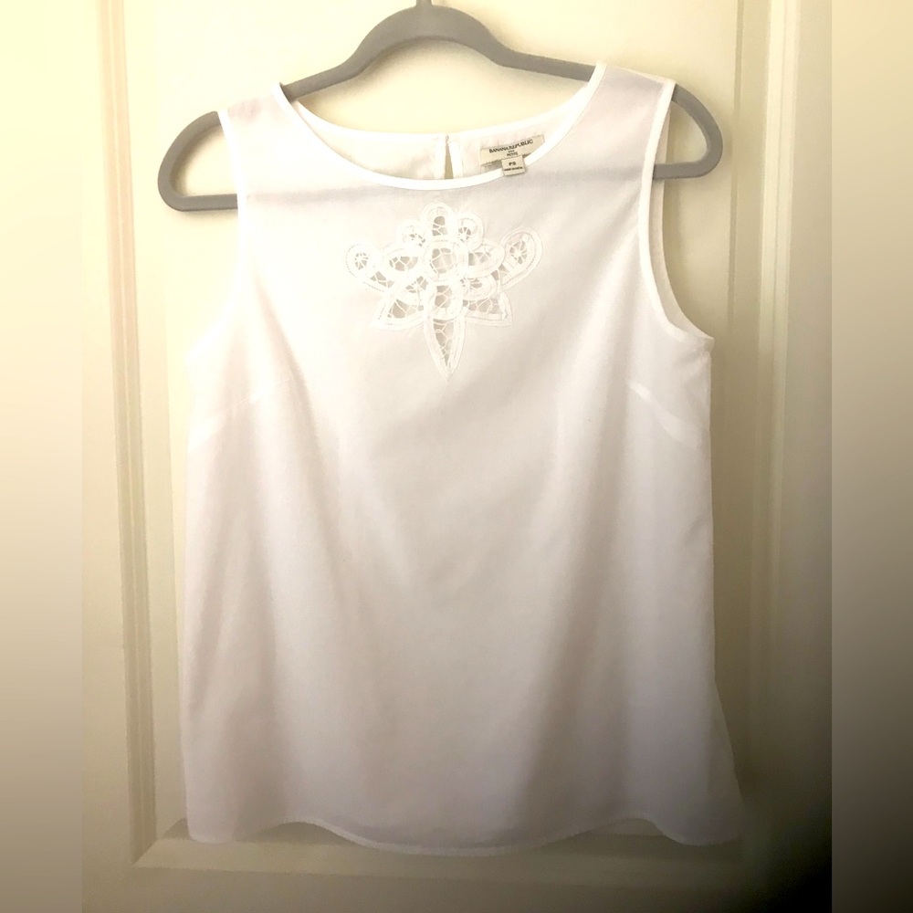 Banana Republic White Sleeveless Cotton Top with Cutwork Embroidery Design